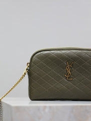 GABY ZIPPED POUCH 19 IN UNIFORM GREEN QUILTED LAMBSKIN GOLD HARDWARE