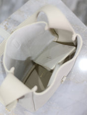 YSL 25S LE 5 À 7 BAG 16 IN BLANC VINTAGE GRAINED CALFSKIN GOLD HARDWARE