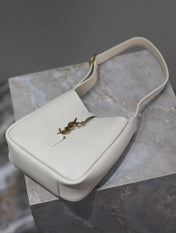 YSL 25S LE 5 À 7 BAG 16 IN BLANC VINTAGE GRAINED CALFSKIN GOLD HARDWARE