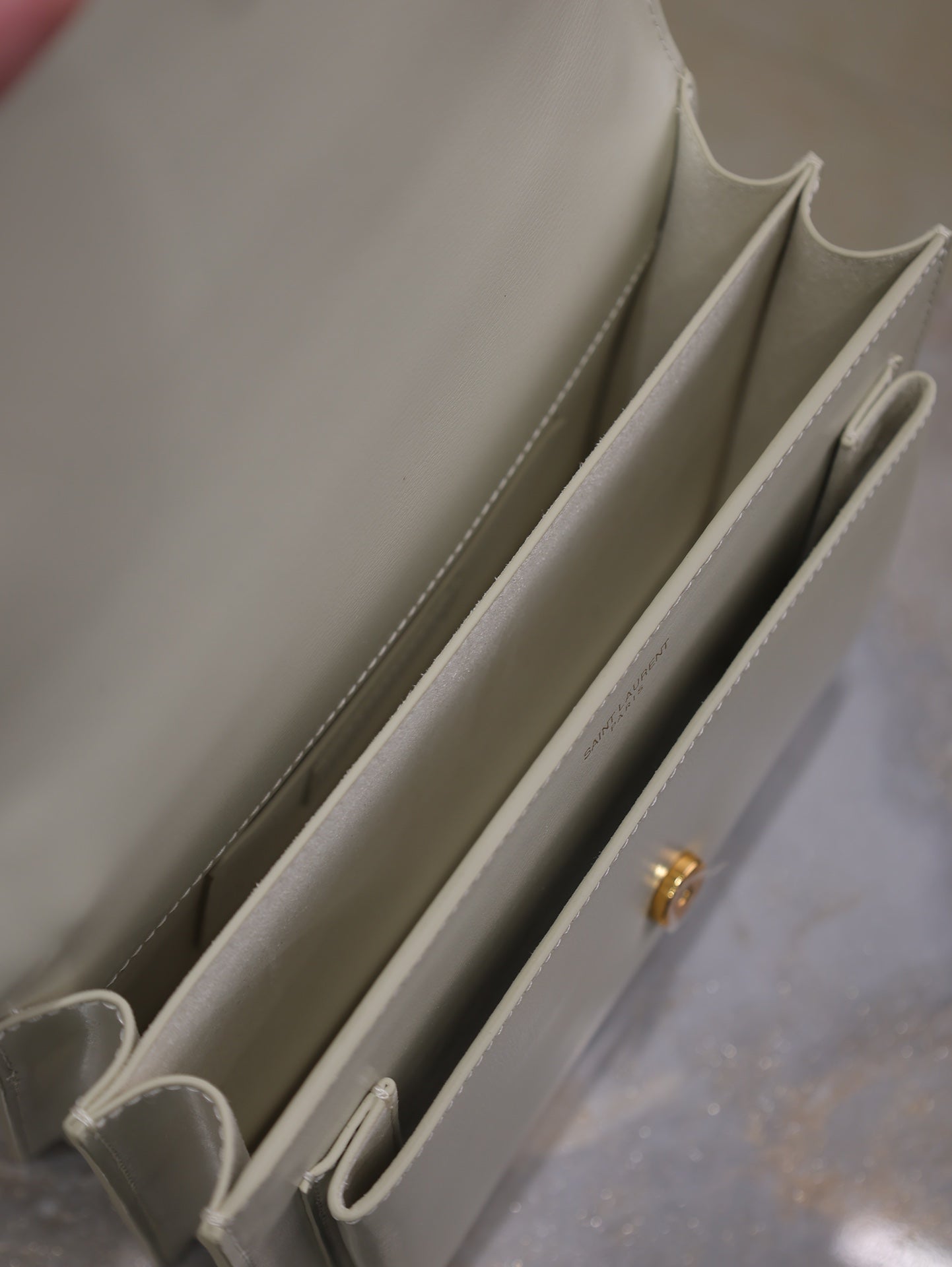 YSL 25S SUNSET BAG 22 IN IVORY CALFSKIN GOLD HARDWARE