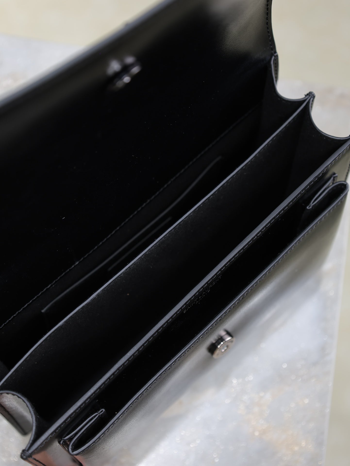 YSL 25S SUNSET BAG 22 IN BLACK CALFSKIN BLACK HARDWARE