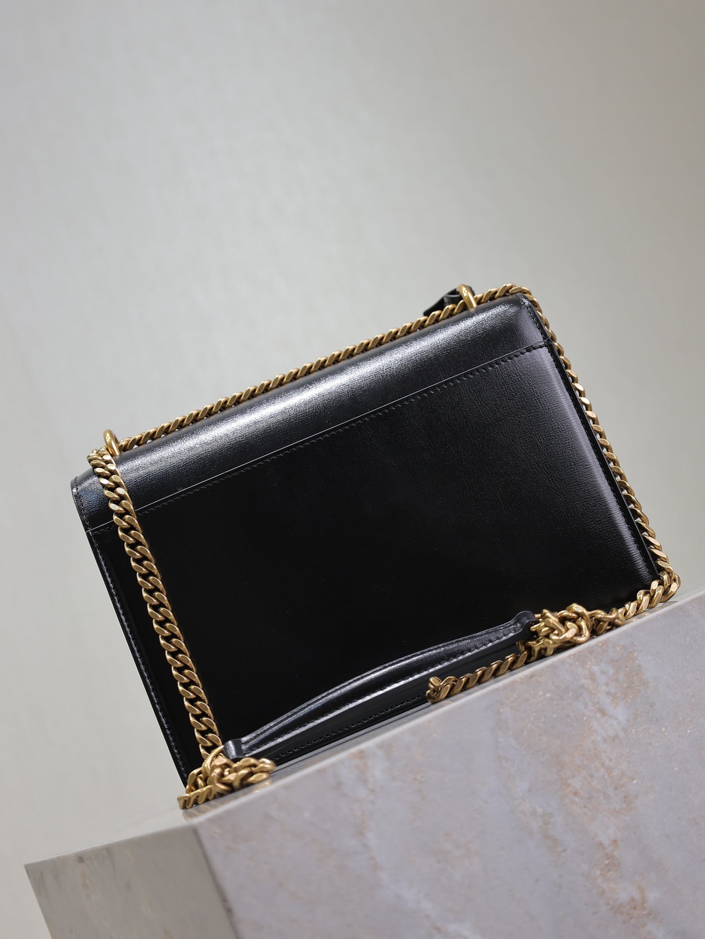 YSL 25S SUNSET BAG 22 IN BLACK CALFSKIN GOLD HARDWARE