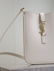 LE 5 À 7 PHONE BAG 18 IN WHITE CALFSKIN