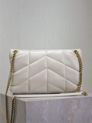 YSL 25S LOULOU PUFFER MM 29 IN BLANC VINTAGE CALFSKIN GOLD HARDWARE