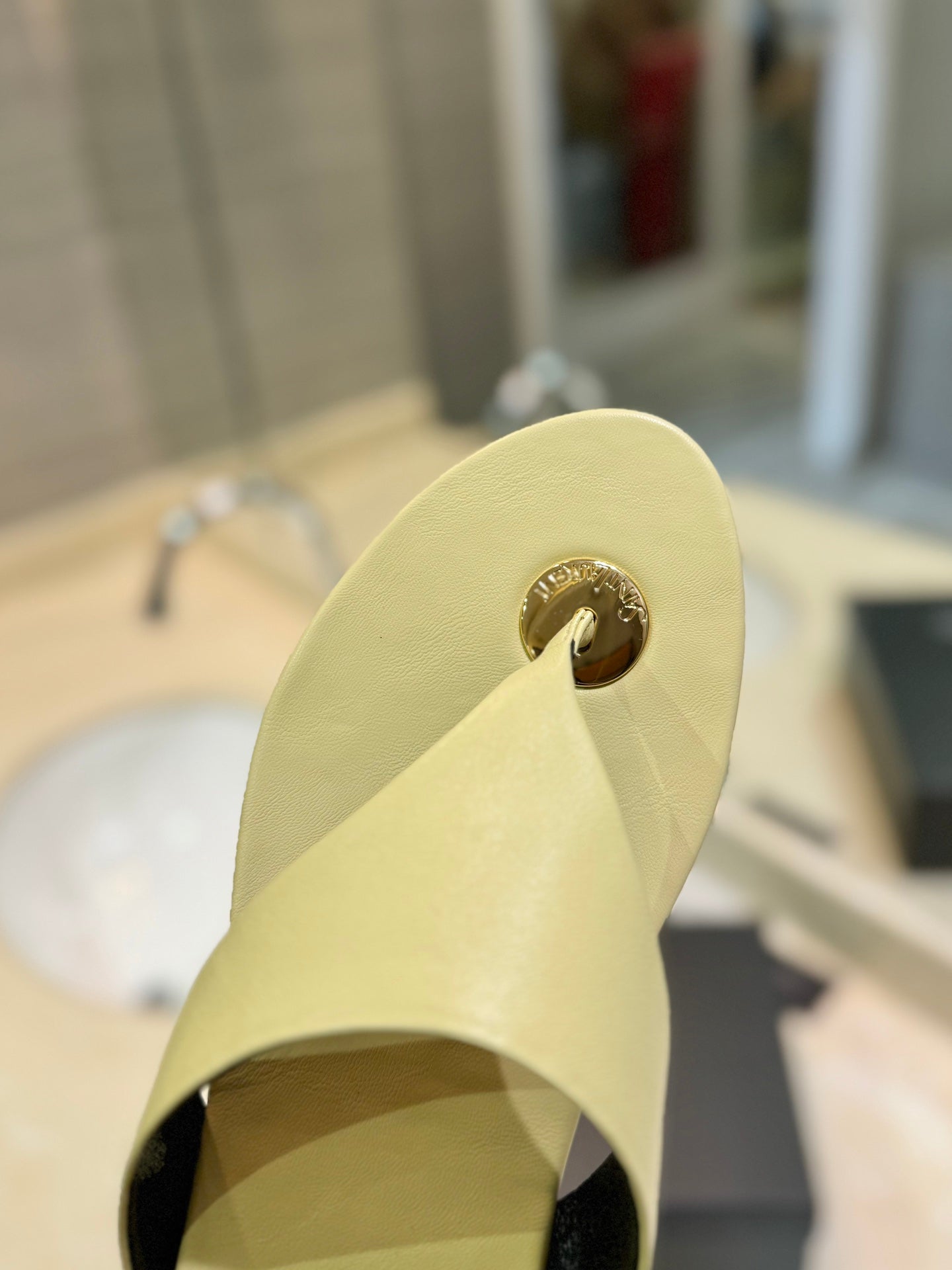 SL KOUROS THONG SANDALS PASTEL YELLOW CALFSKIN