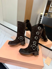 THICK-SOLED BUCKLE BOOTS IN BLACK SUEDE