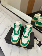 MID-TOP SNEAKERS IN WHITE PERFORATED LAMBSKIN AND GREEN SUEDE