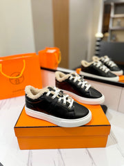 DAY SNEAKER IN BLACK CALFSKIN AND FLEECE LINING