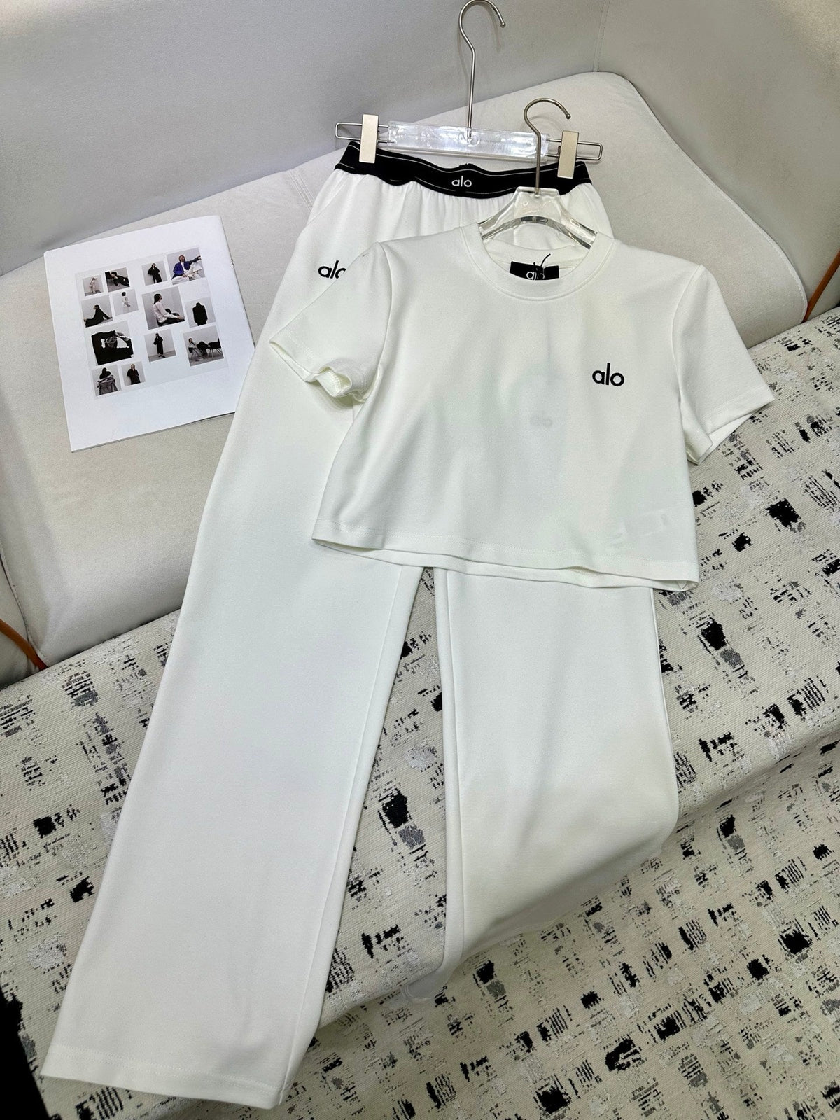 ALO T-SHIRT AND WIDE-LEG PANTS SET STYLE 160