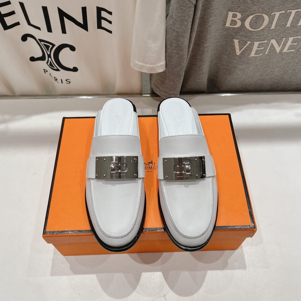 IOTA MULE WHITE CALFSKIN