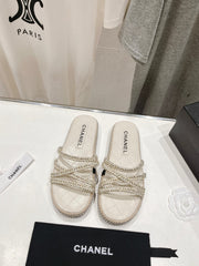 WOVEN STRAP SLIPPERS IN WHITE LAMBSKIN