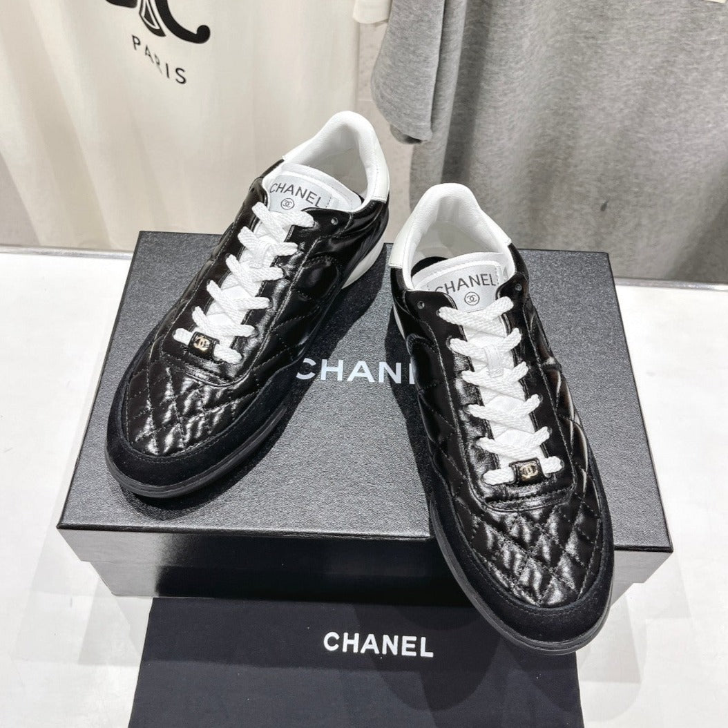 Double C  New Quilted Panda Shoes Black Sheepskin