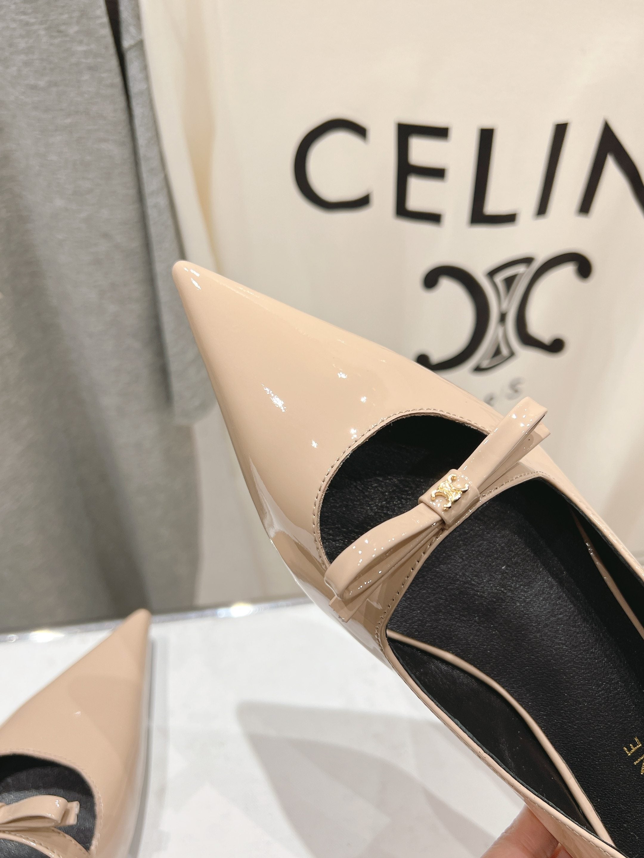 SUZY POINTY TOE BALLERINA IN TAN BEIGE PATENT CALFSKIN