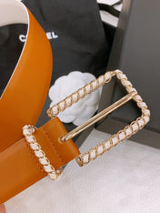BELT 30MM IN BROWN AND WHITE CALFSKIN WITH INTERWOVEN GOLD CHAIN BUCKLE