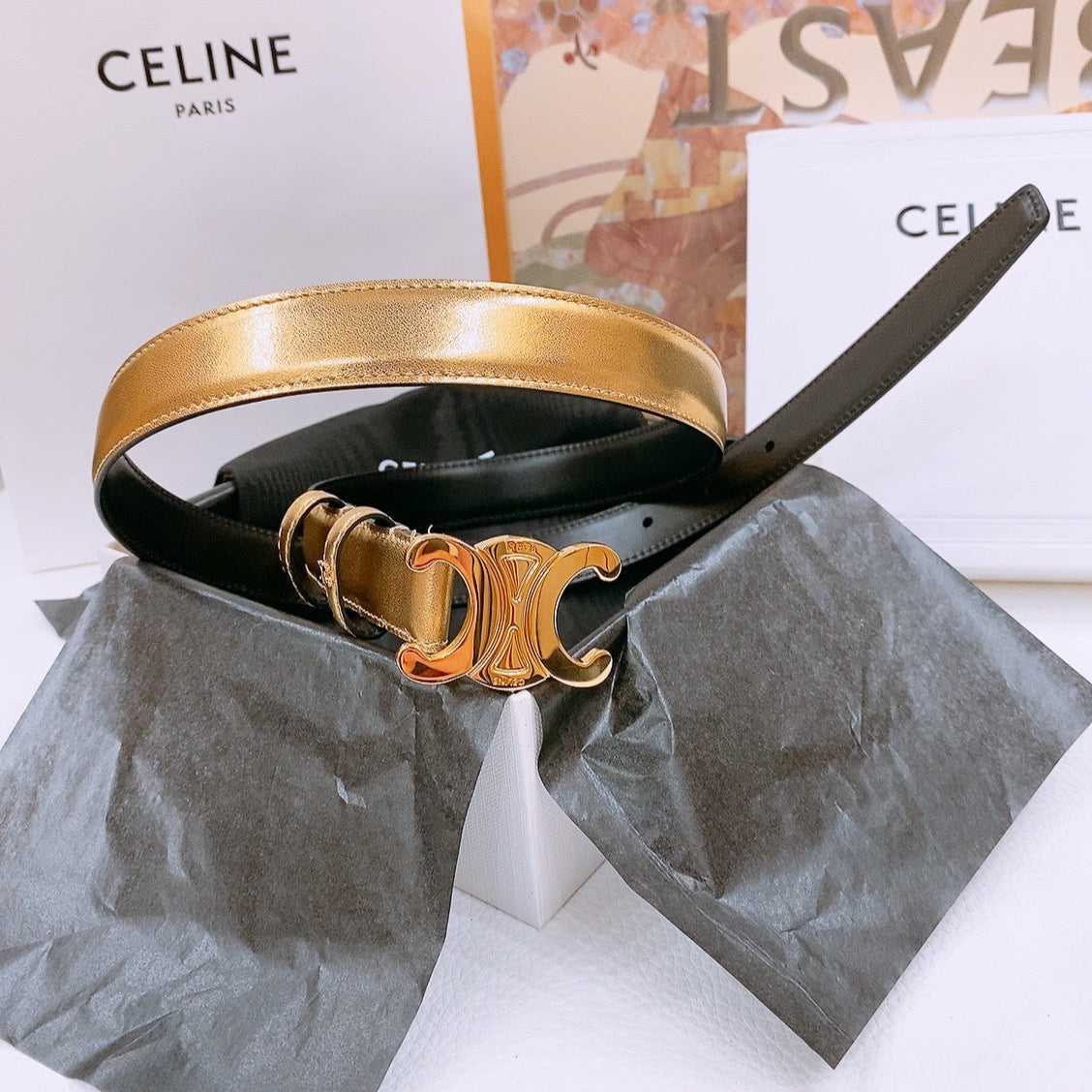 CELINE 25S TRIOMPHE BELT 25MM IN GOLD CALFSKIN GOLD HARDWARE 570966