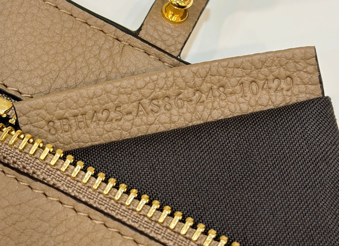 LARGE ROLL 33 IN MIDNIGHT BLUE MIX WHITE JACQUARD FABRIC