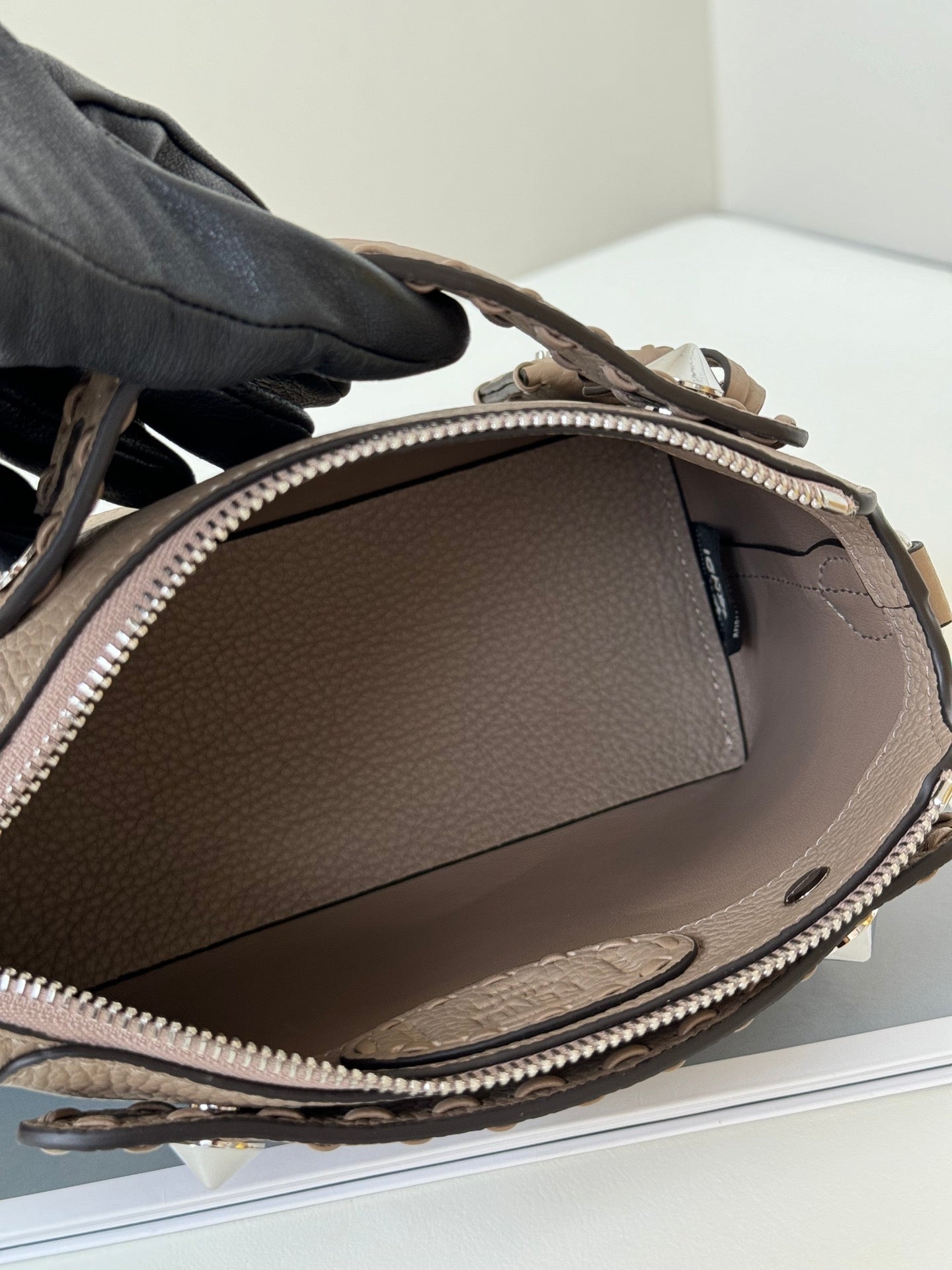 BY THE WAY SELLERIA MINI 20 IN MEDIUM BROWN GRAINED CALFSKIN