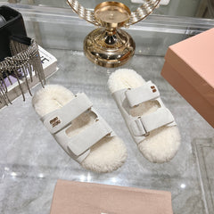 SANDAL SLIDES IN WHITE SUEDE AND SHEARLING LINING