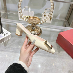 BELLE VIVIER MULES IN IVORY WHITE PATENT CALFSKIN