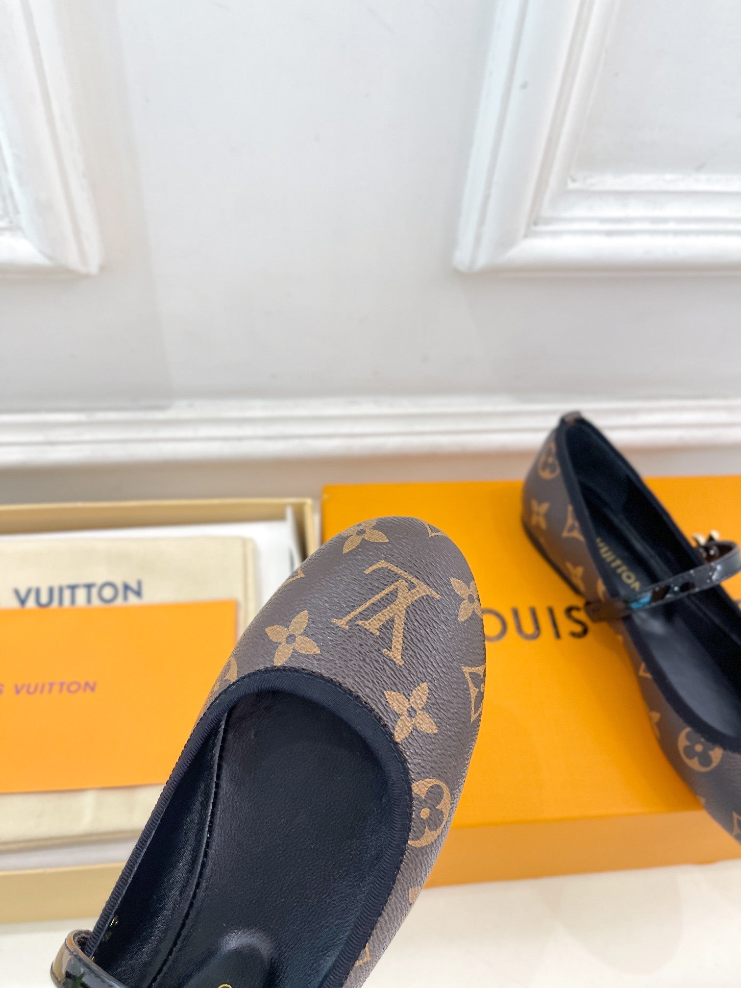 LV WOMEN ROMY FLAT BALLERINA IN CHOCOLATE BROWN MONOGRAM CALFSKIN