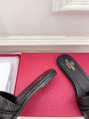 GARAVANI V LOGO SIGNATURE SLIDE IN BLACK RAFFIA AND CALFSKIN