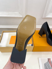 SHAKE PUMP BLOCK HEEL 9 CM SANDALS IN BLACK PEPPLE CALFSKIN