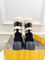 FENDI BOOTS 50MM IN BLACK AND BEIGE SHEARLING AND SUEDE