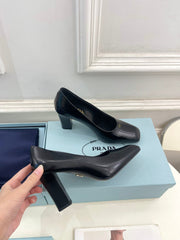 SQUARE TOE HIGH PUMPS IN BLACK SMOOTH LAMBSKIN