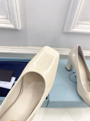 SQUARE TOE HIGH PUMPS IN WHITE GLOSSY CALFSKIN