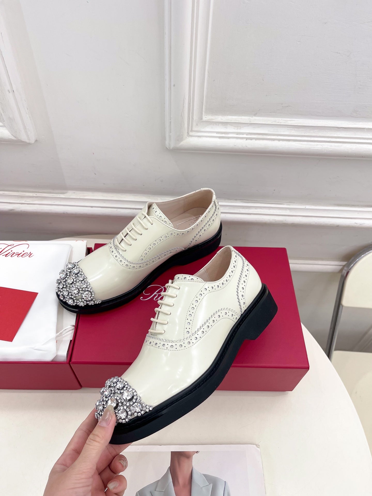 VIV' RANGERS LACE-UPS IN WHITE CALFSKIN