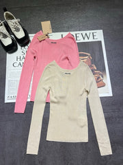 MIUMIU KNIT SWEATER STYLE 543