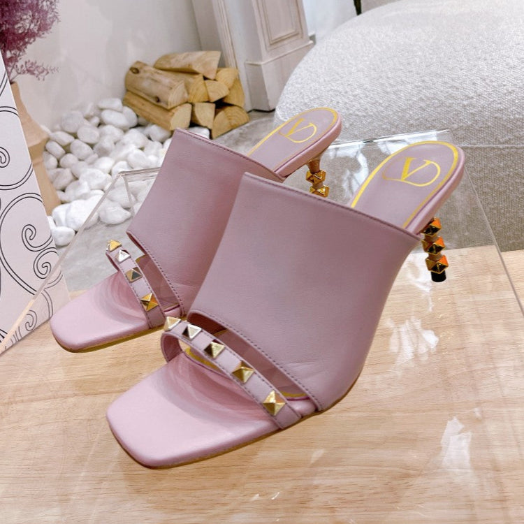 ROCKSTUD TOWER-HEEL MULES IN BABY PINK CALFSKIN 7 CM