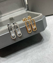 MOVE UNO SMALL 1 DIAMOND EARRINGS